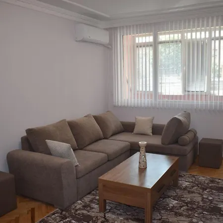 Apartamento за гости лале