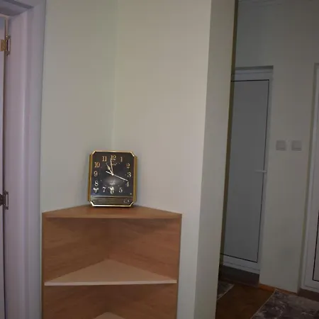 за гости лале Appartamento Lovech