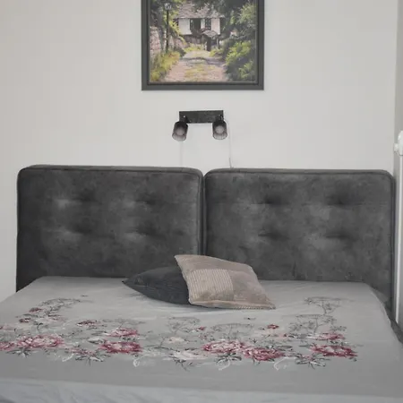 за гости лале Apartamento