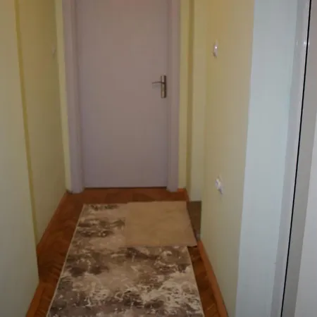 Appartamento за гости лале Lovech
