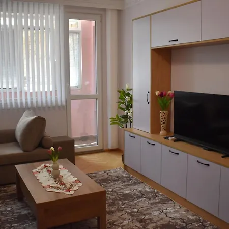 Apartamento за гости лале